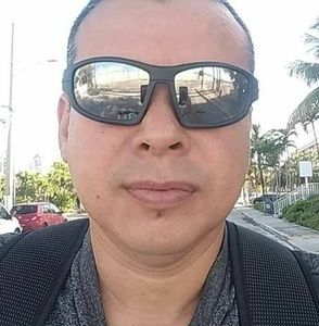 Meet your Posher, Walter josé